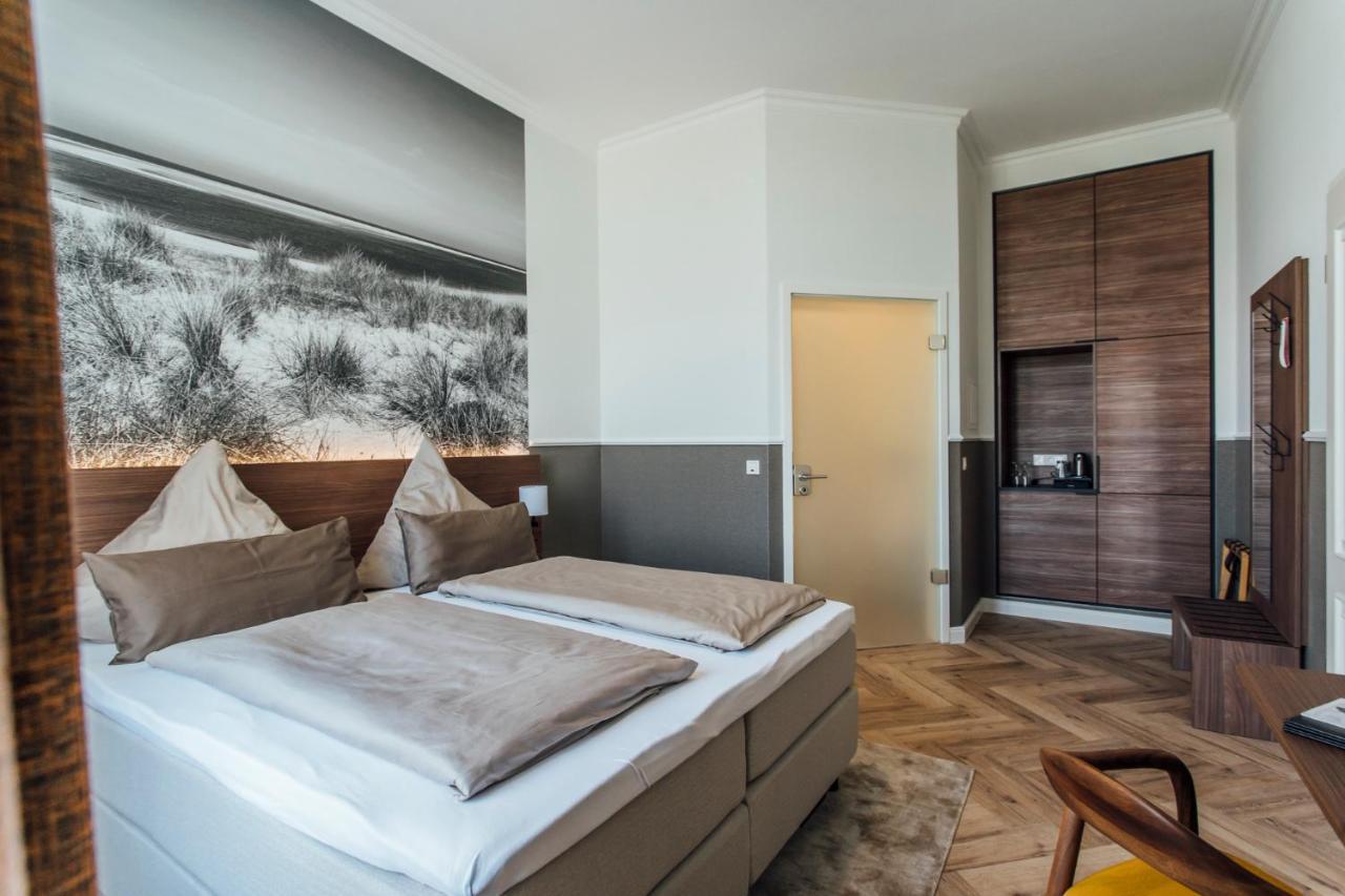 Strandhotel Hohenzollern Боркум Экстерьер фото